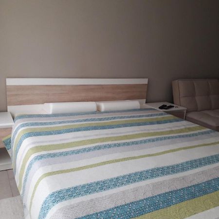 Apartamento Treti Mart North Primorsko Exterior foto
