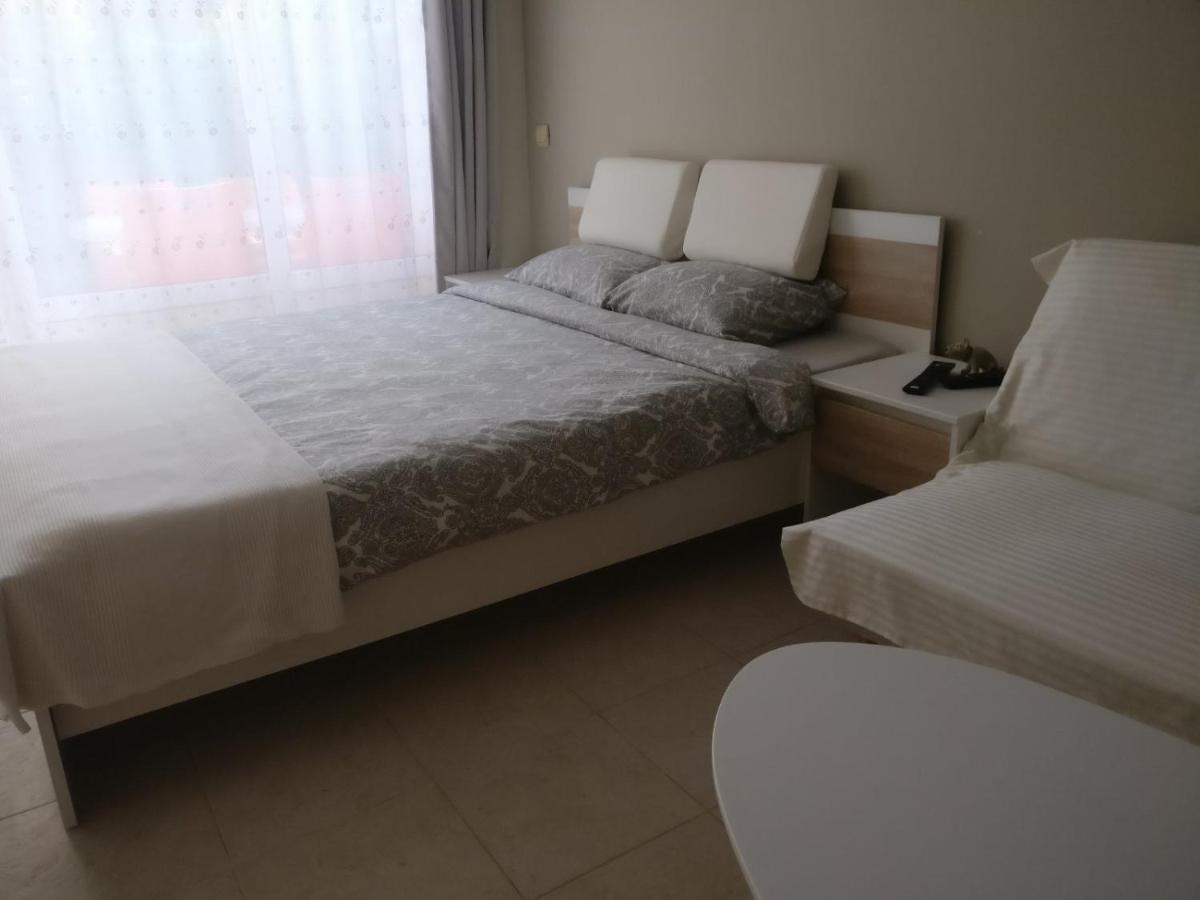 Apartamento Treti Mart North Primorsko Exterior foto