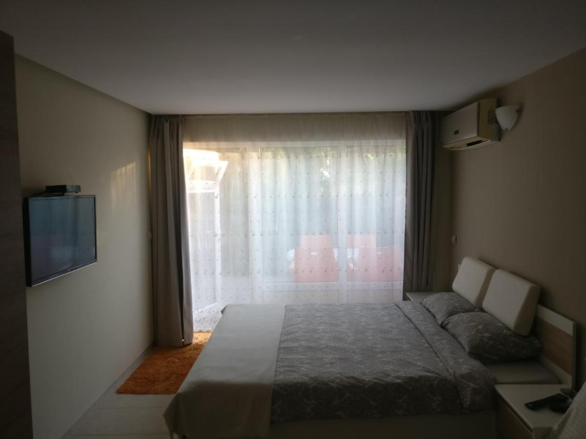 Apartamento Treti Mart North Primorsko Exterior foto